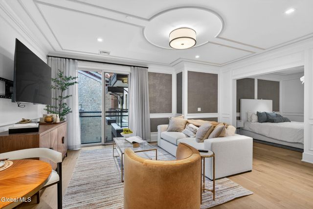 19 Washington Street 260 N, Saratoga Springs, Inside, NY 12866