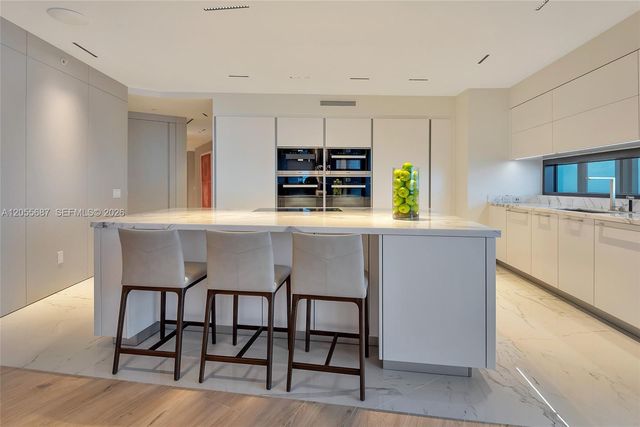 18555 Collins Avenue 4705, Sunny Isles Beach, FL 33160