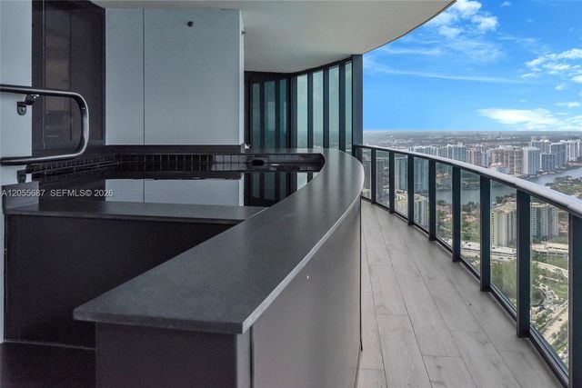 18555 Collins Avenue 4705, Sunny Isles Beach, FL 33160