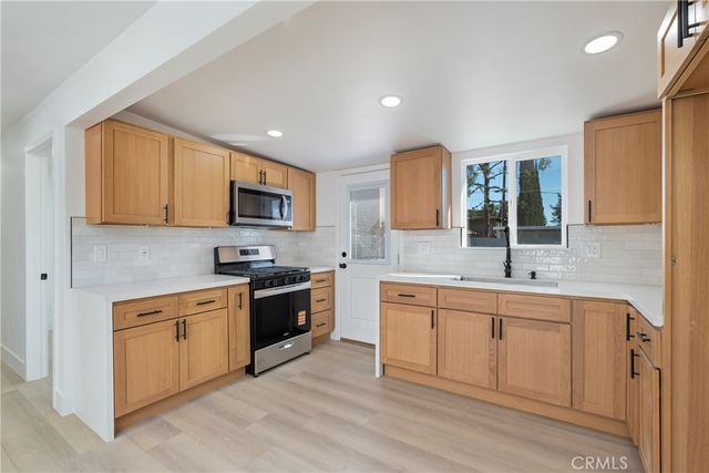 240 Olive, Claremont, CA 91711