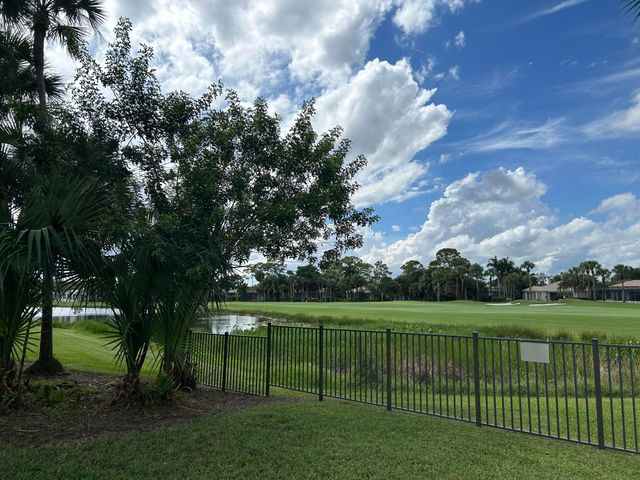 7795 Ironhorse Boulevard, West Palm Beach, FL 33412