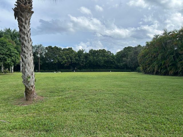 7795 Ironhorse Boulevard, West Palm Beach, FL 33412