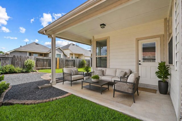 25026 Lakecrest Glen Drive, Katy, TX 77493