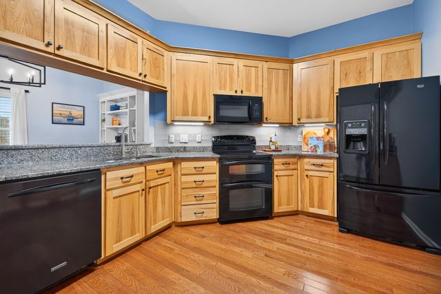 551 Castle Hall Road, Mount Pleasant, SC 29464