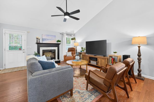 551 Castle Hall Road, Mount Pleasant, SC 29464