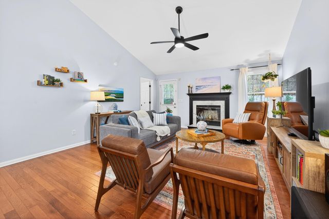 551 Castle Hall Road, Mount Pleasant, SC 29464