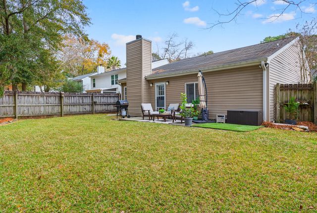 551 Castle Hall Road, Mount Pleasant, SC 29464