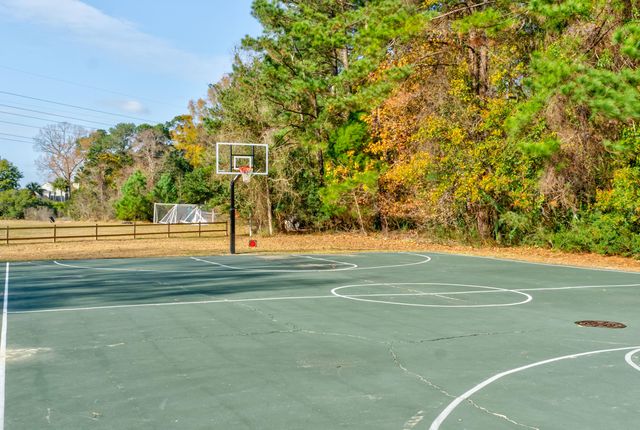 551 Castle Hall Road, Mount Pleasant, SC 29464