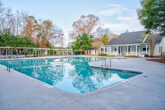 551 Castle Hall Road, Mount Pleasant, SC 29464