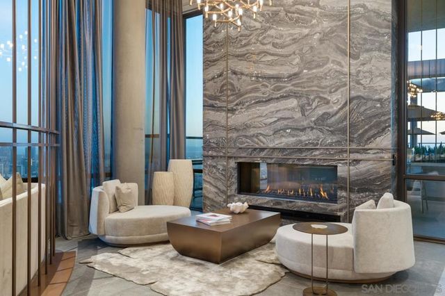 525 Olive 1806, San Diego, CA 92103