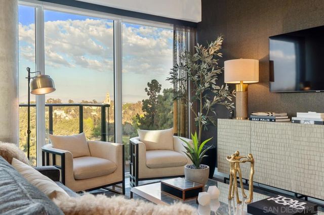 525 Olive 1806, San Diego, CA 92103