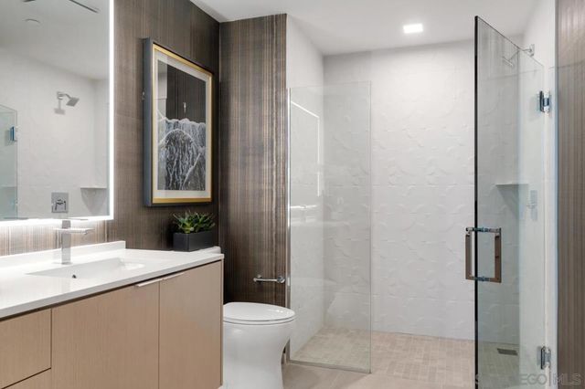 525 Olive 1806, San Diego, CA 92103