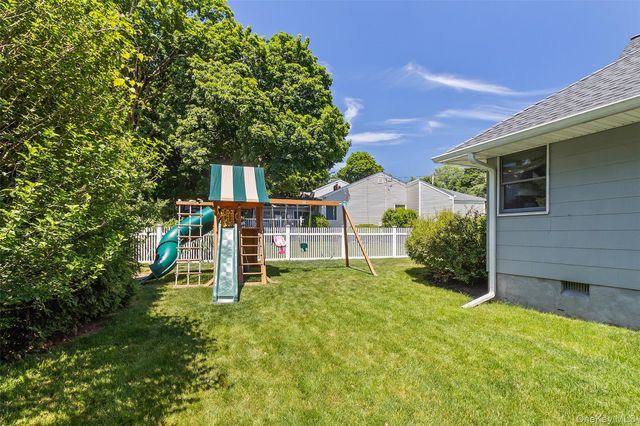 116 Huntley Drive, Ardsley, NY 10502