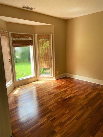 341 Pebble Trail, Alpharetta, GA 30009