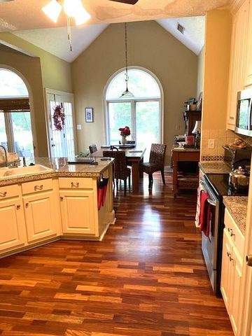 341 Pebble Trail, Alpharetta, GA 30009