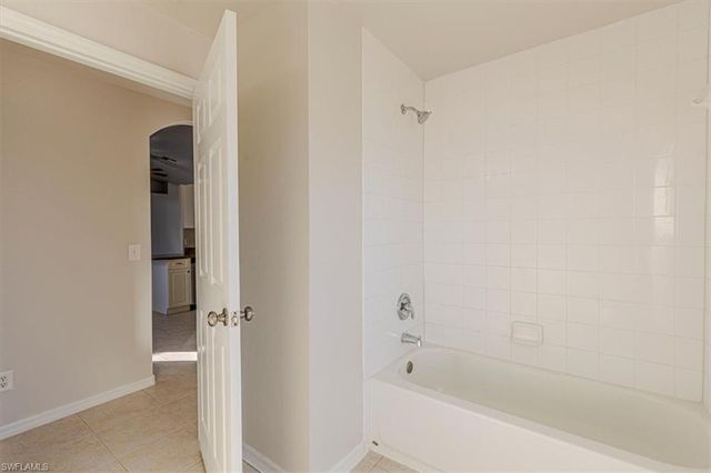 1601 17th TER, Cape Coral, FL 33993