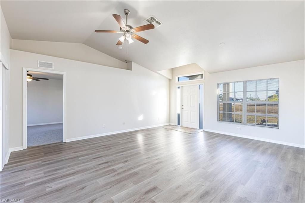 Image 6 of property listing at 1601 17th TER, Cape Coral, FL 33993