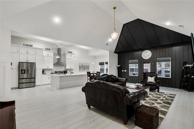 219 Craigo Creek Court, Fountain Inn, SC 29644