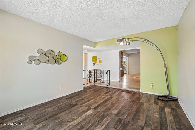 2460 E CLAIRE Drive, Phoenix, AZ 85032
