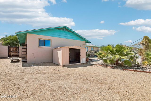 2460 E CLAIRE Drive, Phoenix, AZ 85032