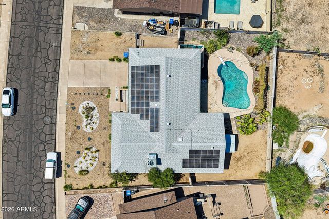 2460 E CLAIRE Drive, Phoenix, AZ 85032