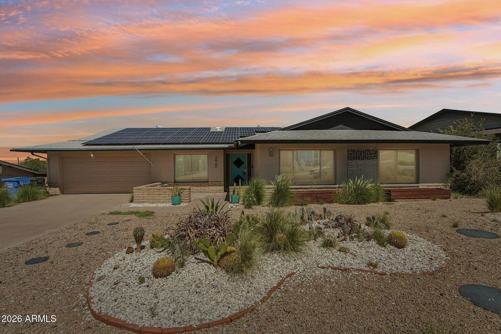 2460 E CLAIRE Drive, Phoenix, AZ 85032 — photo 3