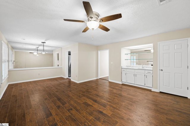 40 Wood Pointe Drive Unit 56, Greenville, SC 29615