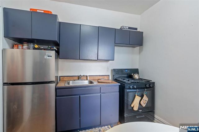 270 Harrison Avenue A-209, Jersey City, NJ 07304