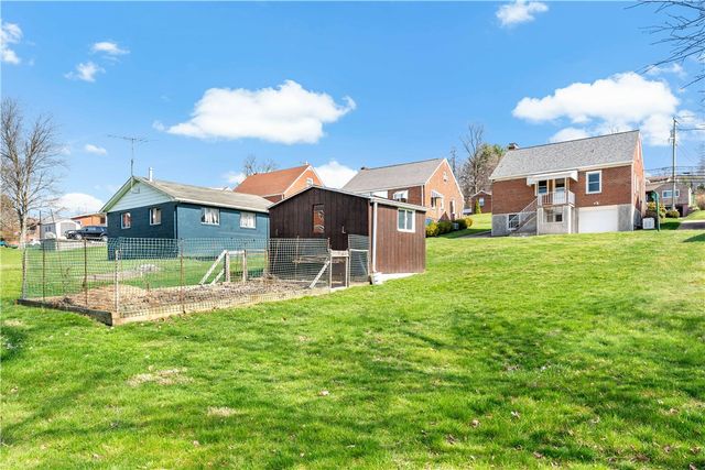 220 Mcclelland Rd, North Strabane, PA 15317