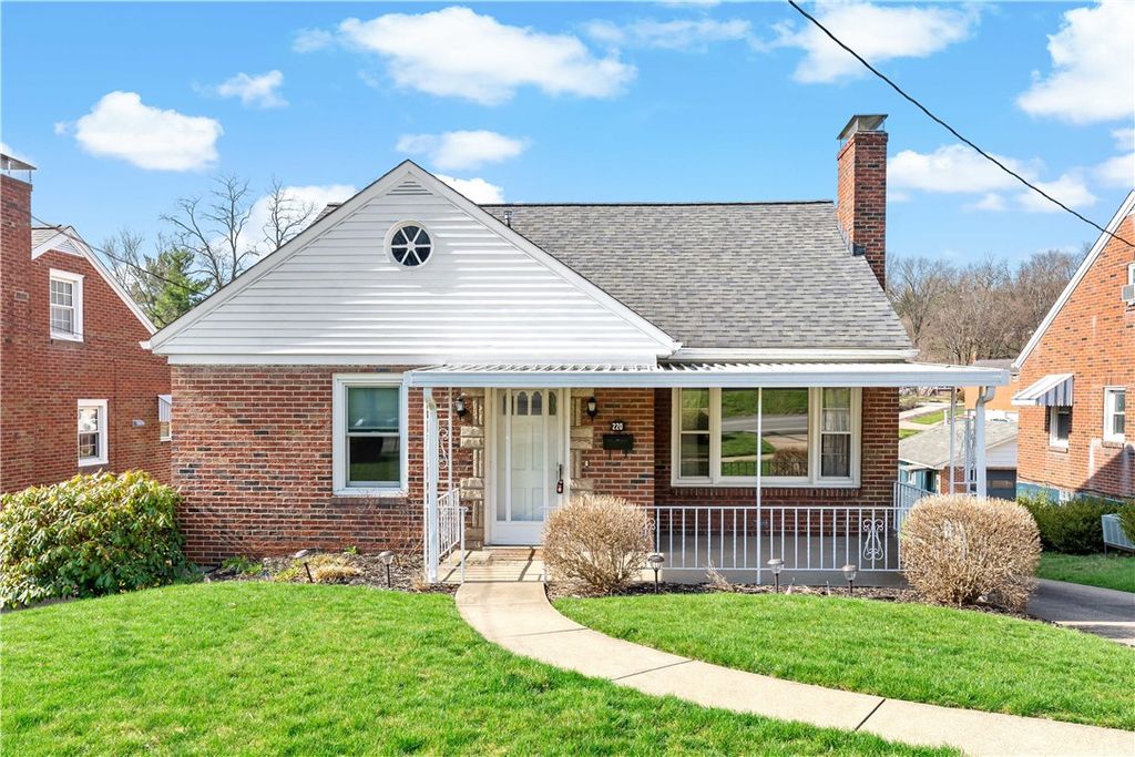 220 Mcclelland Rd, North Strabane, PA 15317