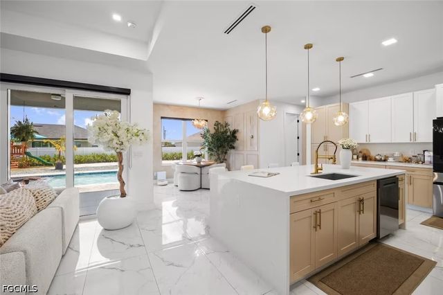 144 NW 7th PL, Cape Coral, FL 33993