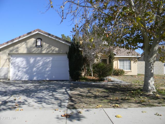 43516 E 32nd Street, Lancaster, CA 93535