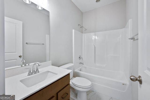 986 Hines Road 9, Lagrange, GA 30241