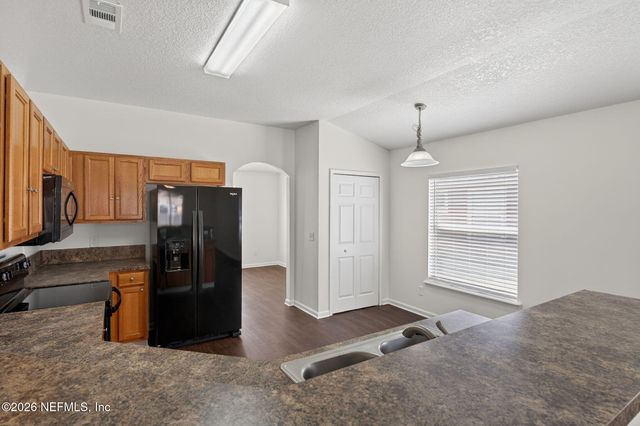 9215 HAWKS HAVEN Court, Jacksonville, FL 32222