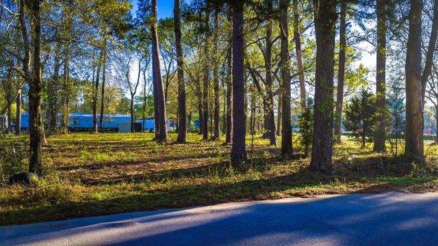 400 Hickory Street, Cleveland, TX 77328