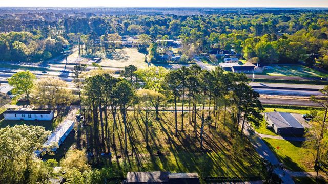 400 Hickory Street, Cleveland, TX 77328