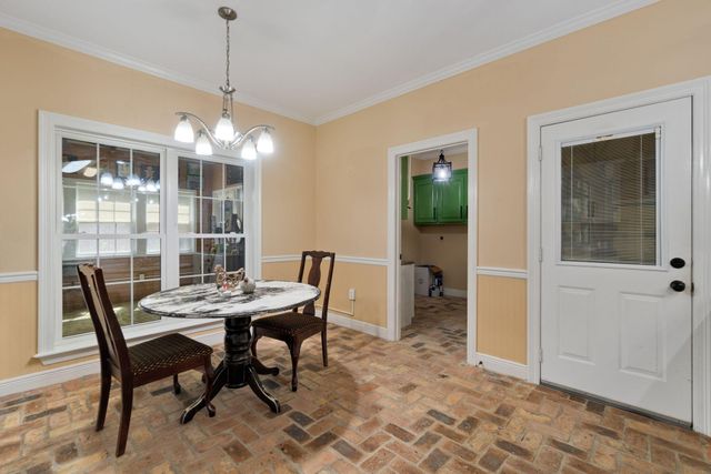 13 William Oaks Dr., Hattiesburg, MS 39402