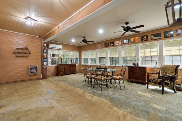 13 William Oaks Dr., Hattiesburg, MS 39402
