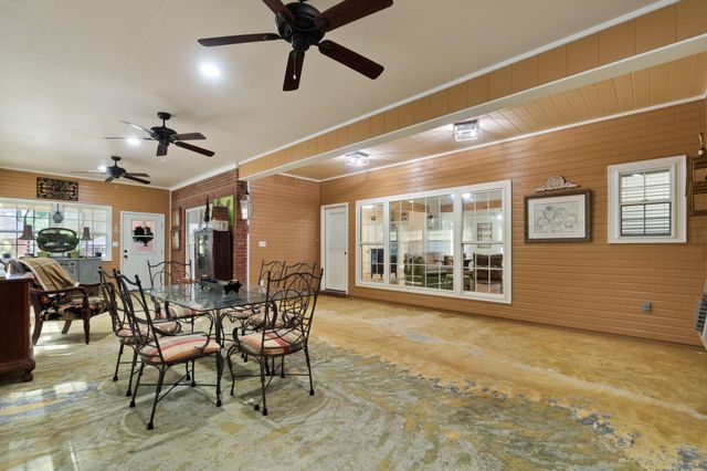 13 William Oaks Dr., Hattiesburg, MS 39402