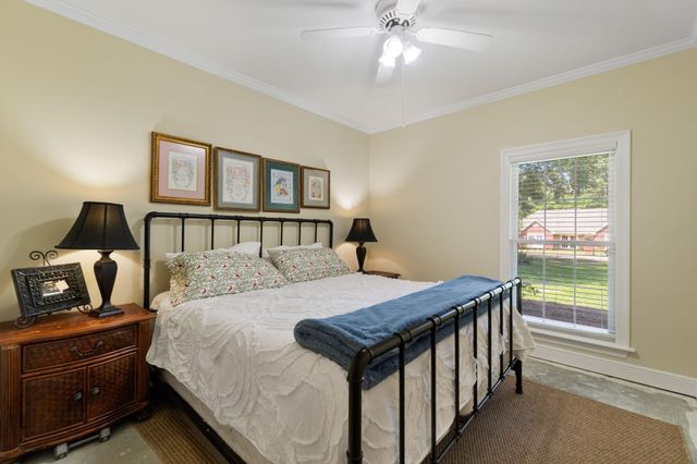 13 William Oaks Dr., Hattiesburg, MS 39402