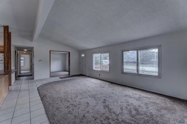 3716 CHIEF DR, Rapid City, SD 57701
