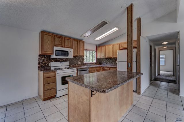 3716 CHIEF DR, Rapid City, SD 57701