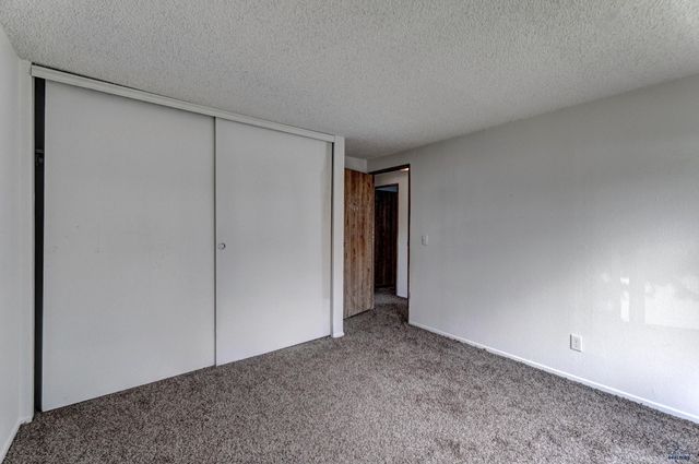 3716 CHIEF DR, Rapid City, SD 57701