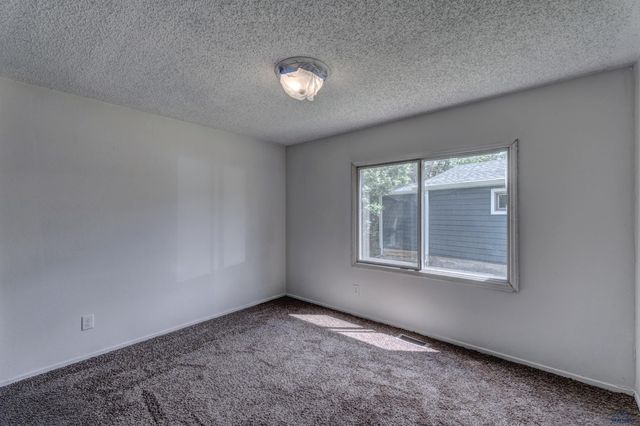 3716 CHIEF DR, Rapid City, SD 57701