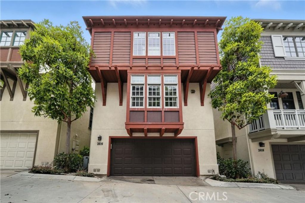 2616 BUNGALOW Place, Corona Del Mar (newport Beach), CA 92625