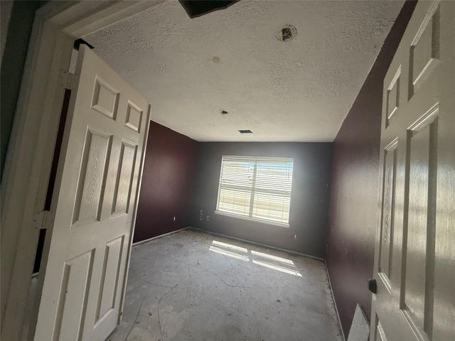 12126 Garner Mill Lane, Houston, TX 77089