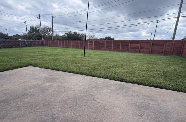 12126 Garner Mill Lane, Houston, TX 77089