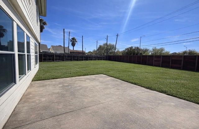 12126 Garner Mill Lane, Houston, TX 77089