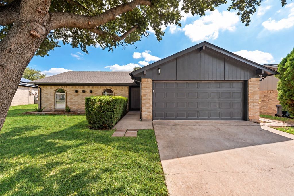 3021 Meadowmoor Street, Fort Worth, TX 76133 — photo 5