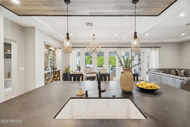 5402 E Corrine Drive E, Scottsdale, AZ 85254